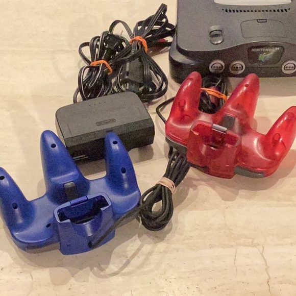 Nintendo 64 Console & 2 Controllers & Mario Kart N64 Game Authentic Original OEM - Picture 11 of 16